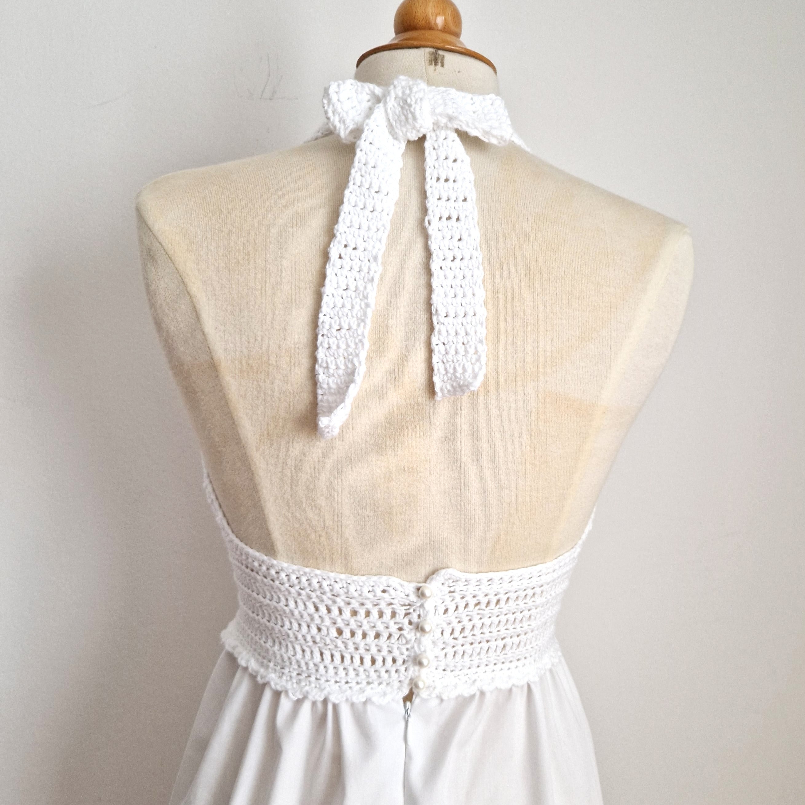 Nachhaltiges Baumwollkleid aus Schweizer Handarbeit