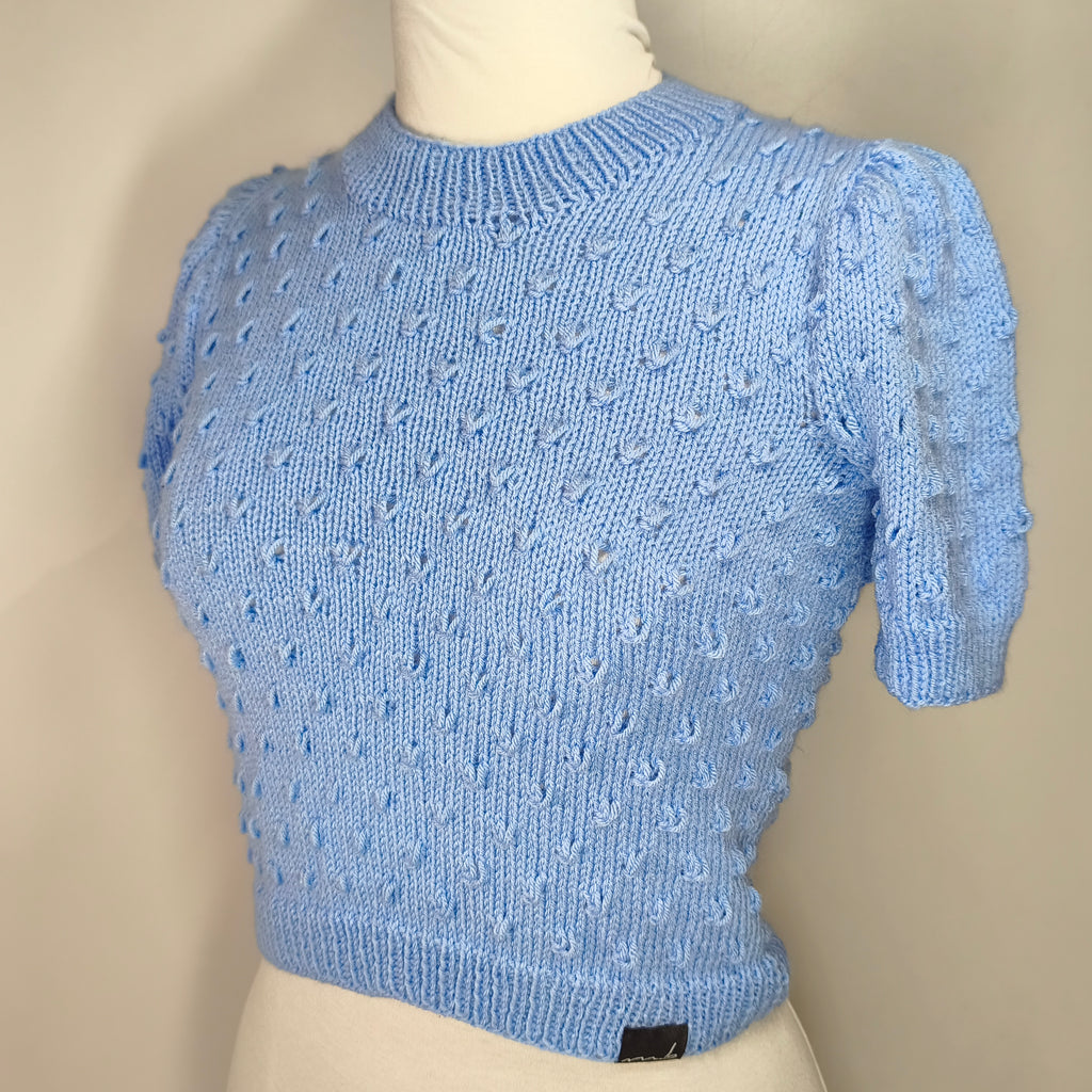 Handgestricktes Oberteil - babyblau