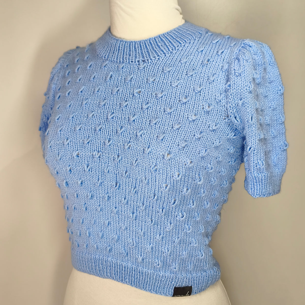 Handgestricktes Oberteil - babyblau
