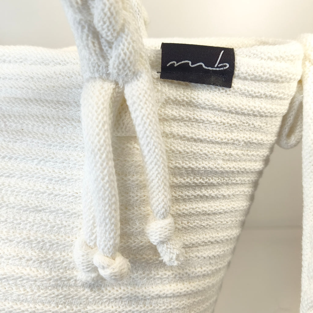 Handgefertigte Handtasche mit Umhängegurt aus Kordeln - Unikat in Weiss