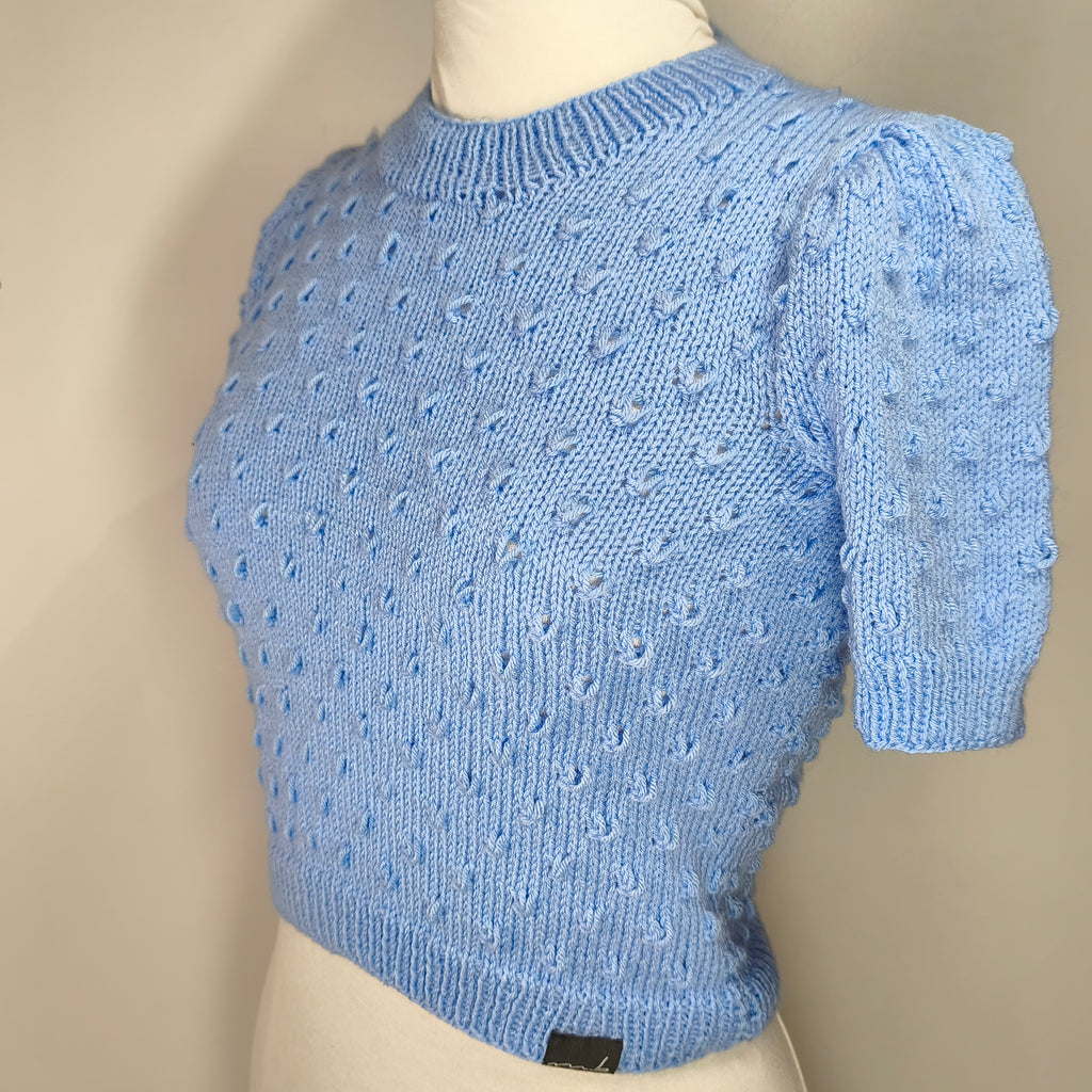 Handgestricktes Oberteil - babyblau