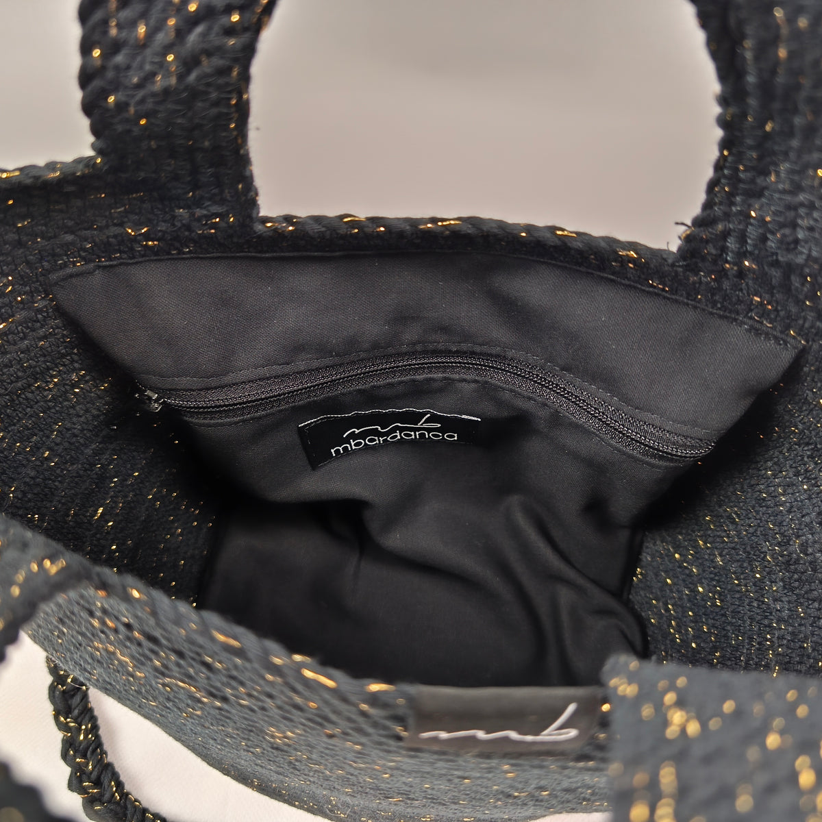 Handbag - Handgefertigt aus Kordeln - Unikat in schwarz/gold