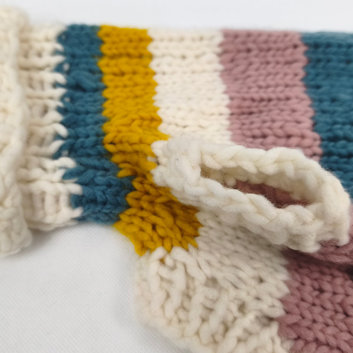 Hundepullover - Handgefertigt aus Merinowolle - blau/weiss/gelb/rosa - Mittel