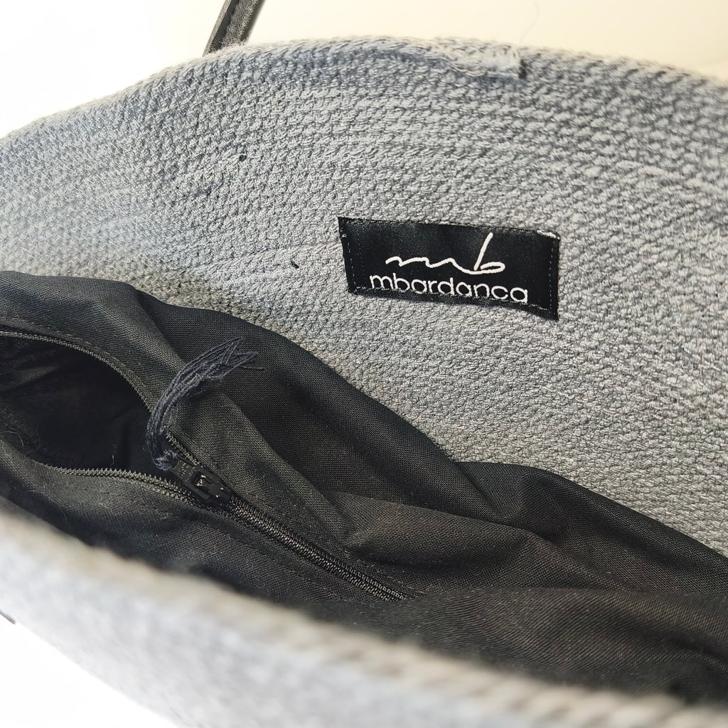 Handgefertigte Handtasche aus Kordeln - Unikat in Grau