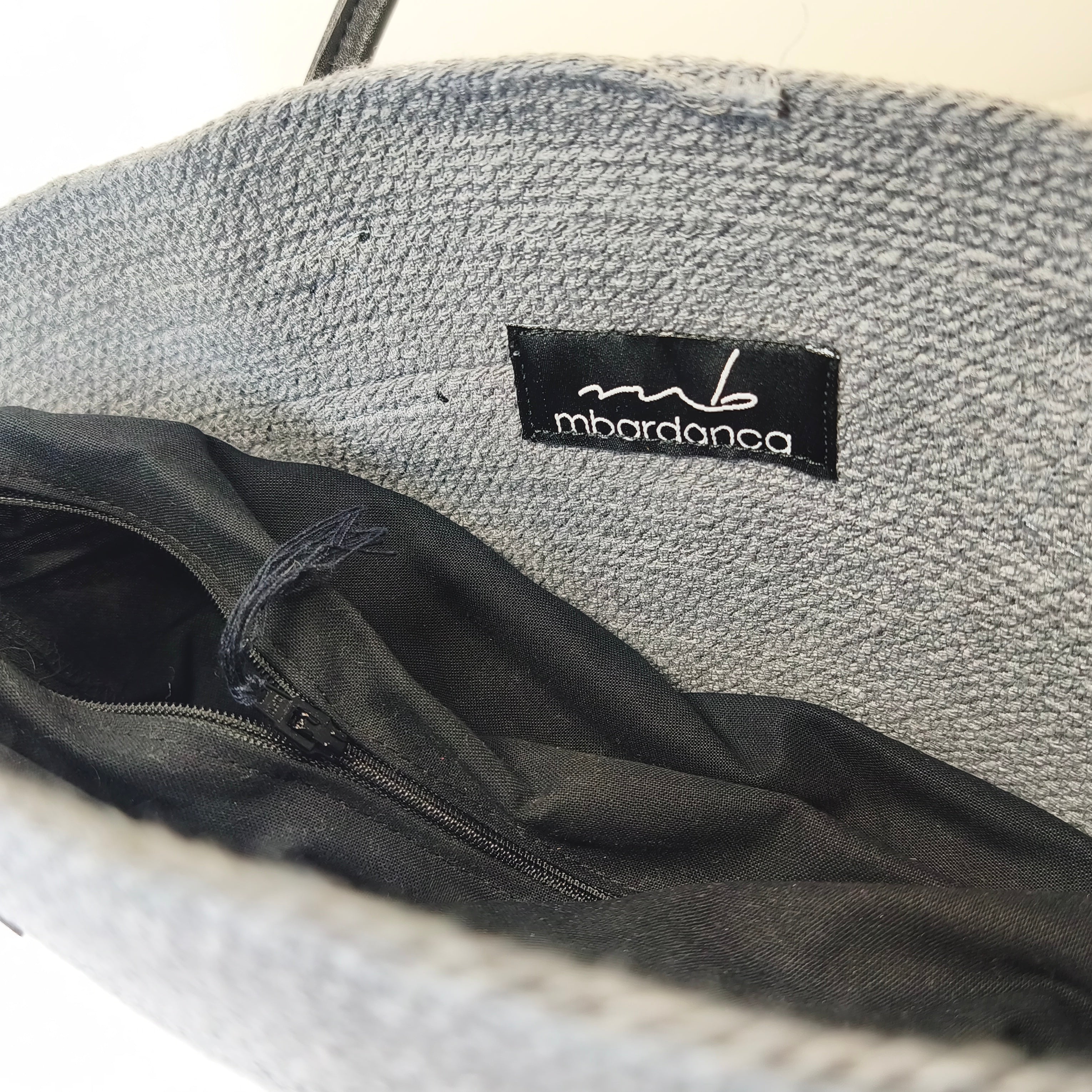 Handgefertigte Handtasche aus Kordeln - Unikat in Grau